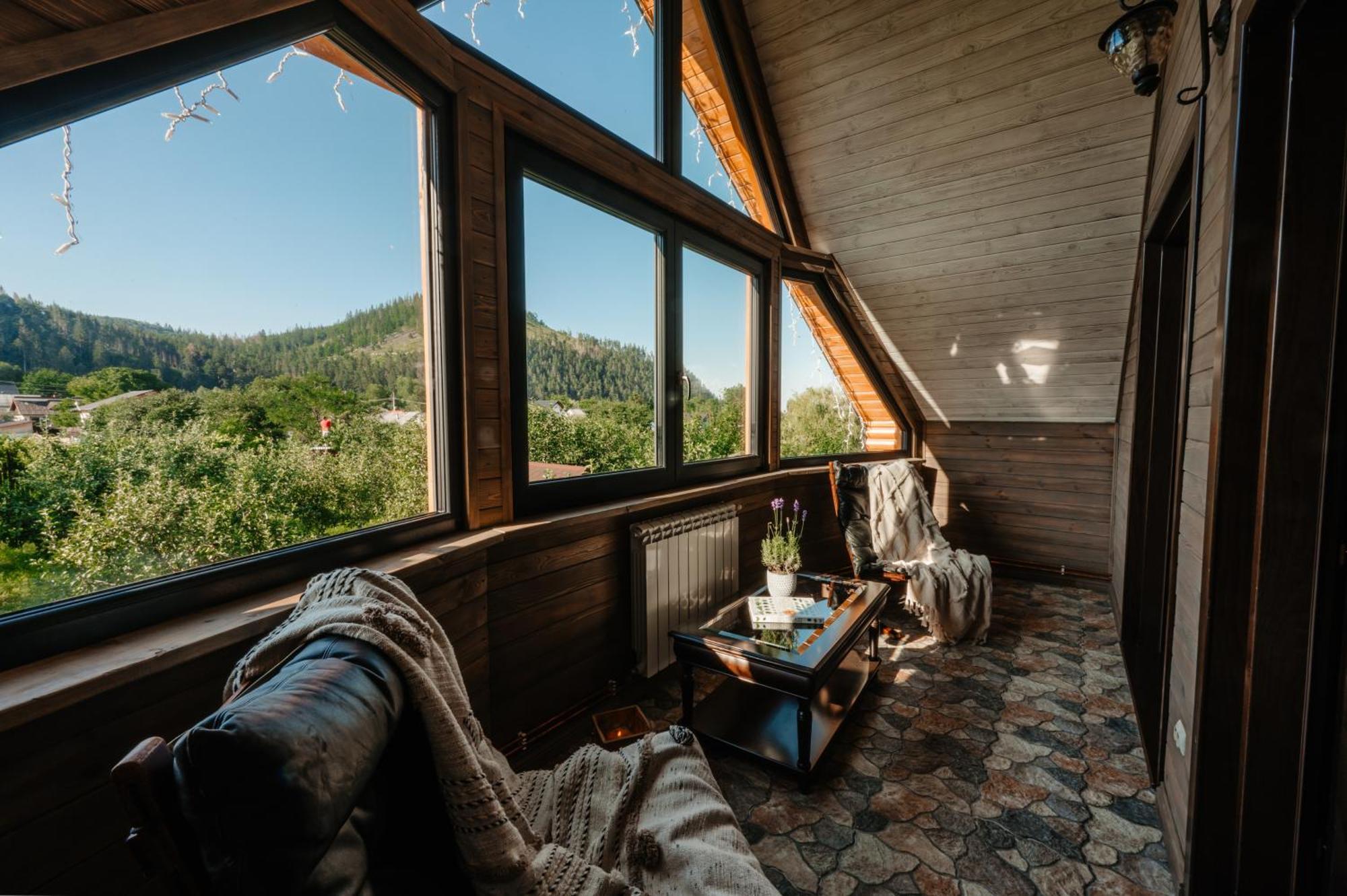 Moonlake Chalet Gainesti Kültér fotó