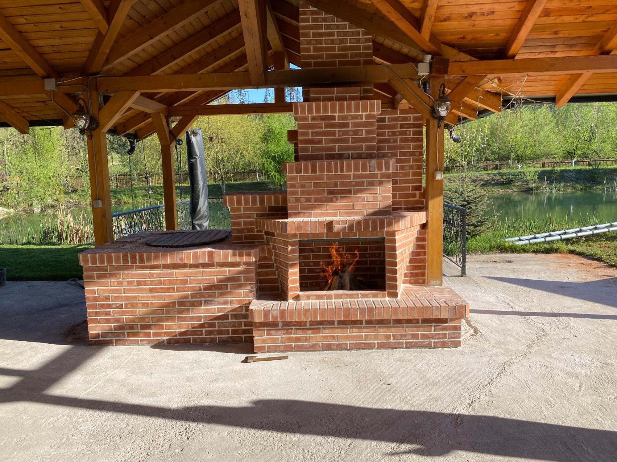 Moonlake Chalet Gainesti Kültér fotó